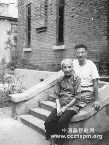 1626833839322301.jpg s母親李勵自(1972年).jpg