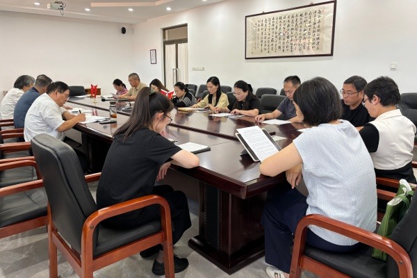 華東神學(xué)院組織學(xué)習(xí)習(xí)近平總書(shū)記重要講話精神